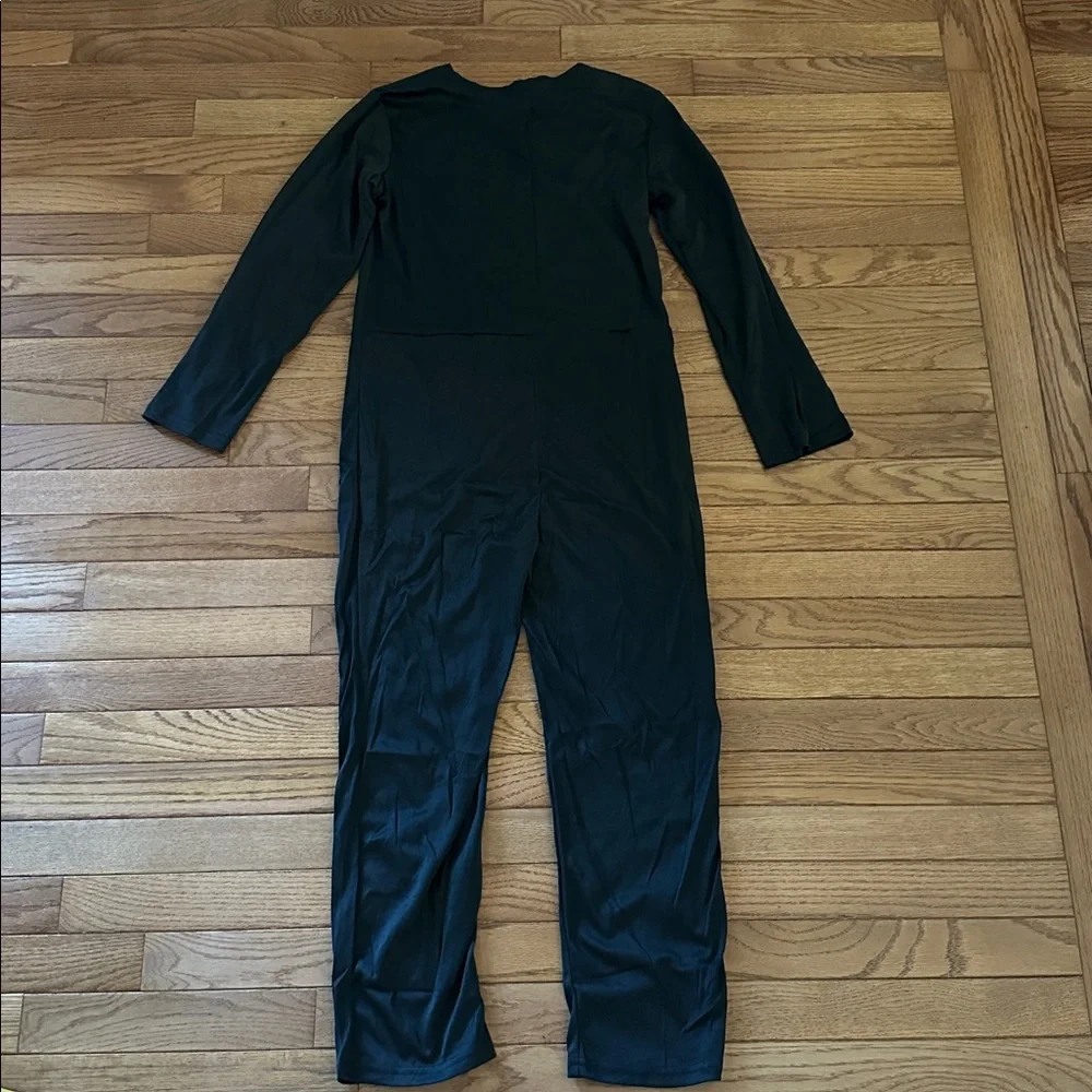 💀 NWT Kids Skeleton Costume Glow in The Dark Skeleton Halloween Costume age 9-11